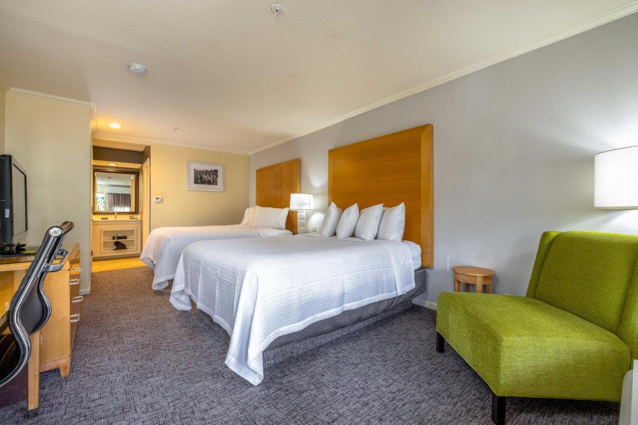 Queen Room with Two Queen Beds - Interior Corridor - Non-Smoking at Best Western Plus Dixon Davis