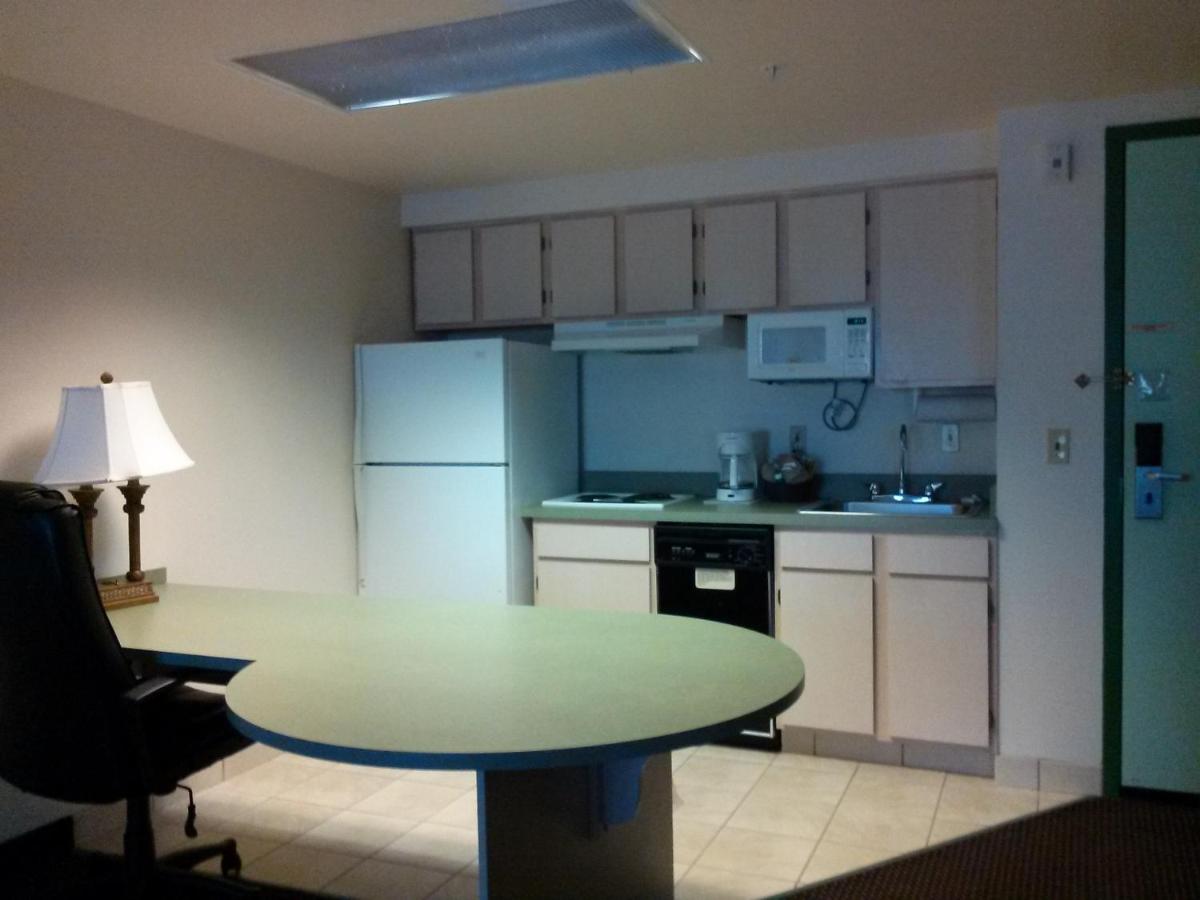 King Suite at Allure Suites