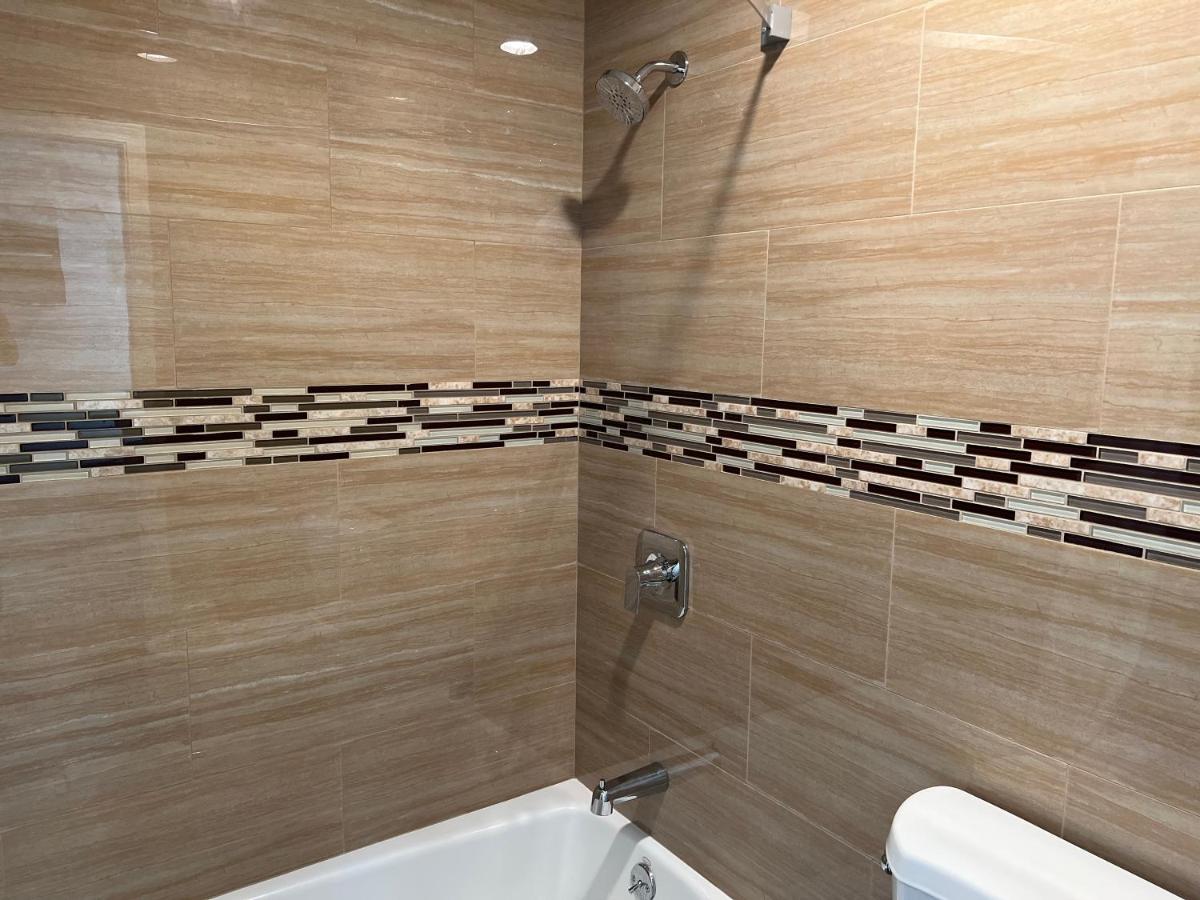 | Walnut Inn & Suites West Covina