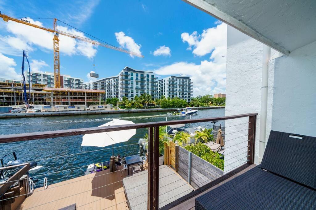| Villa Riviera