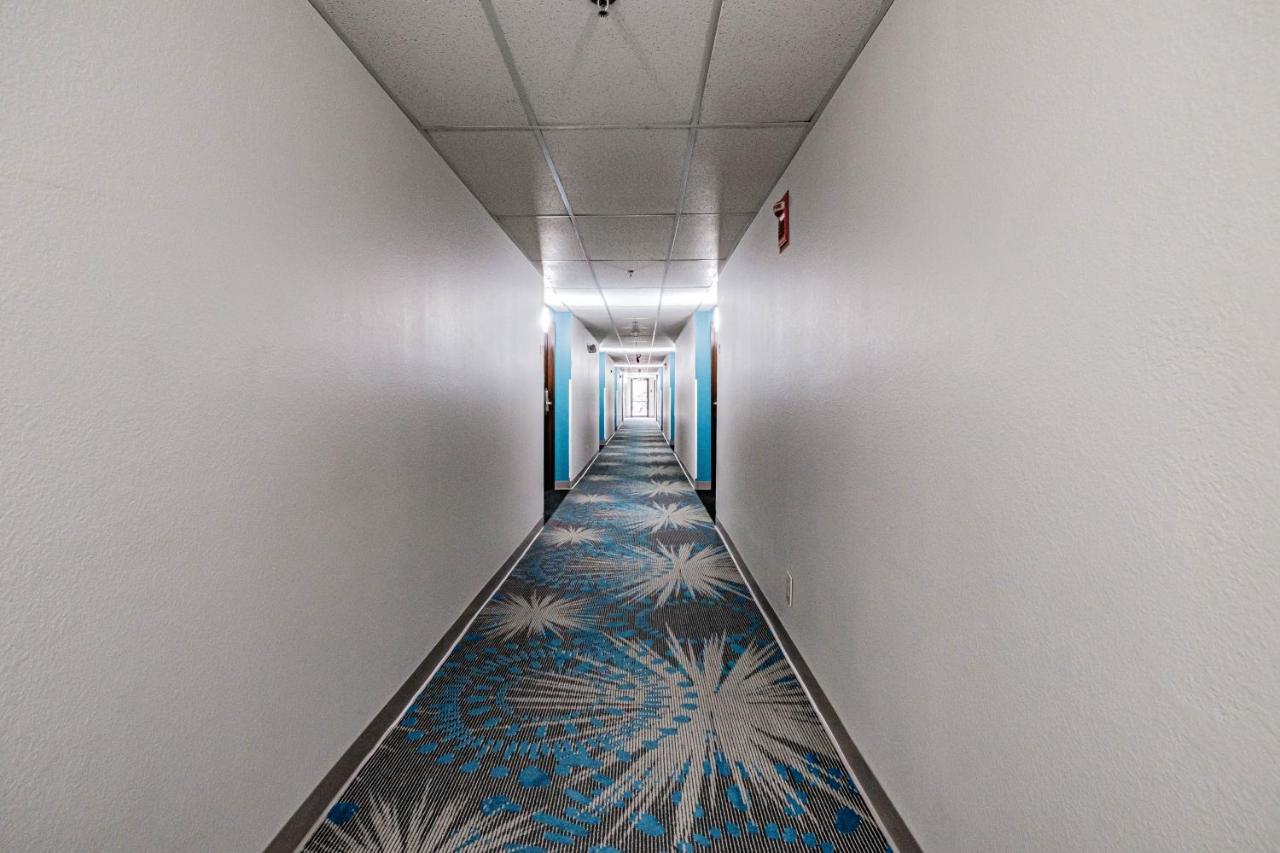 | Days Inn by Wyndham Brunswick Bath Area