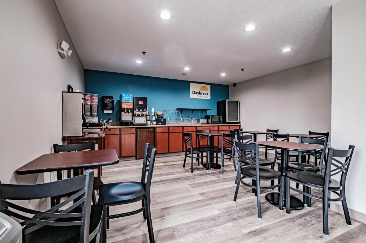  | Days Inn by Wyndham Brunswick Bath Area