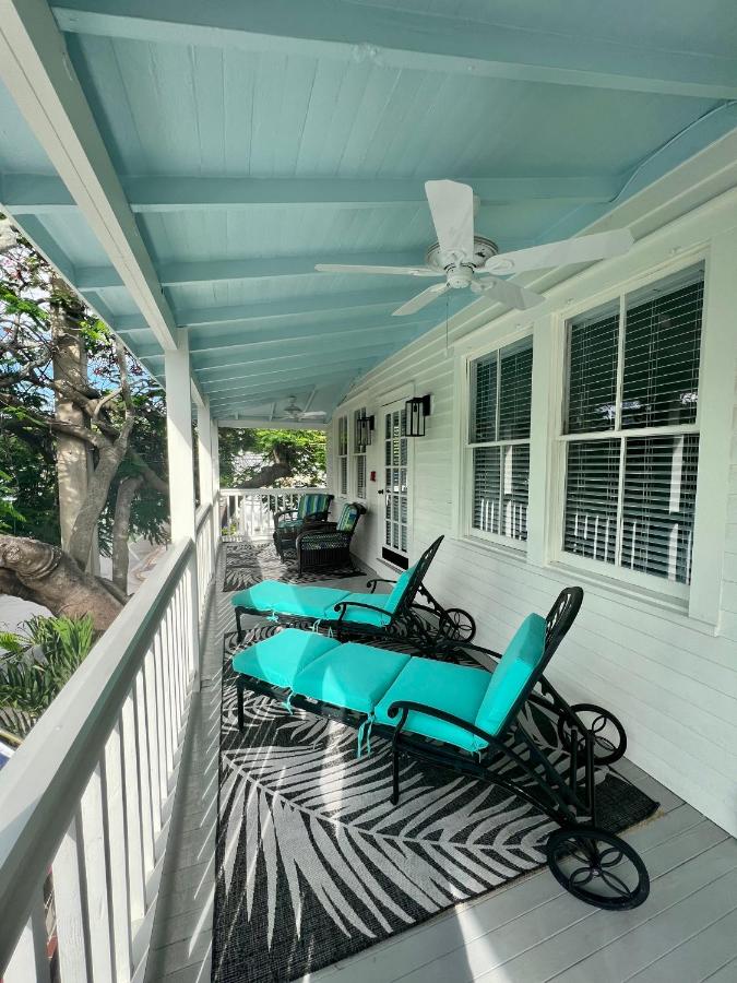  | The Porch on Frances Inn - Adults Exclusive