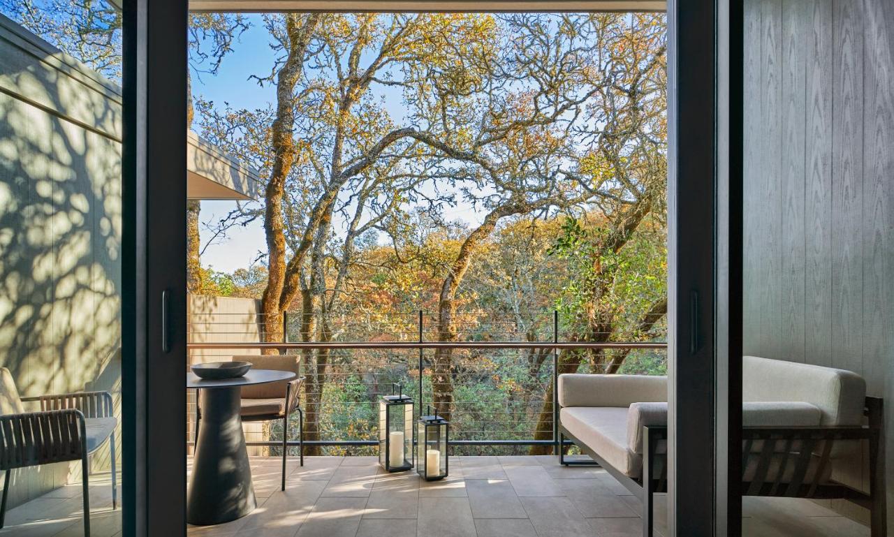 Deluxe Double Room with Balcony at Montage Healdsburg