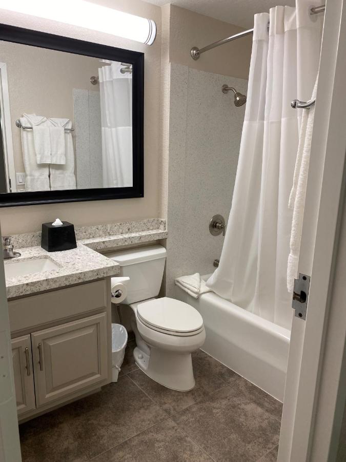 Two-Bedroom Apartment at GetAways at Palm Springs Tennis Club