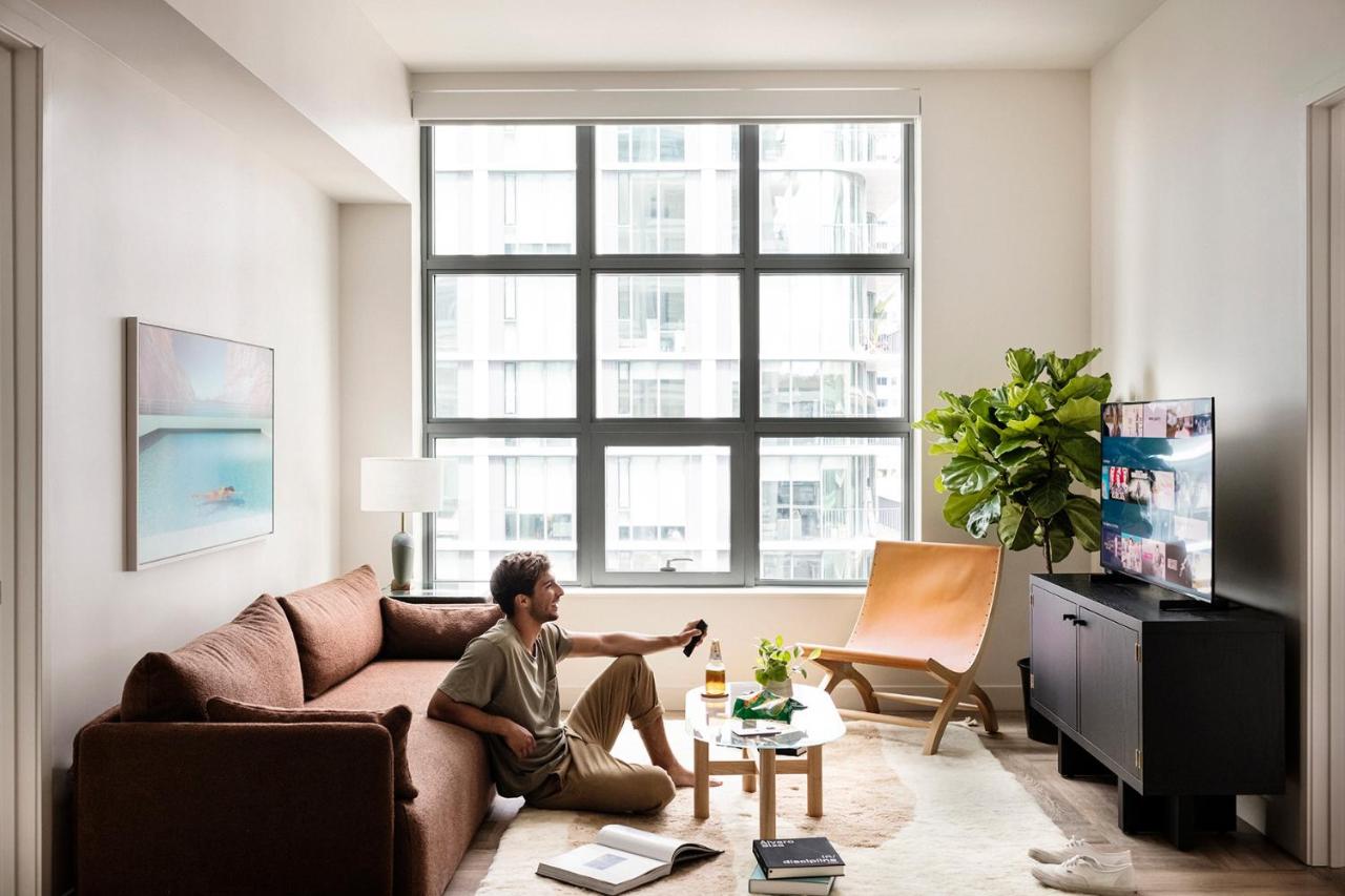 Two-Bedroom Apartment at ROOST Tampa