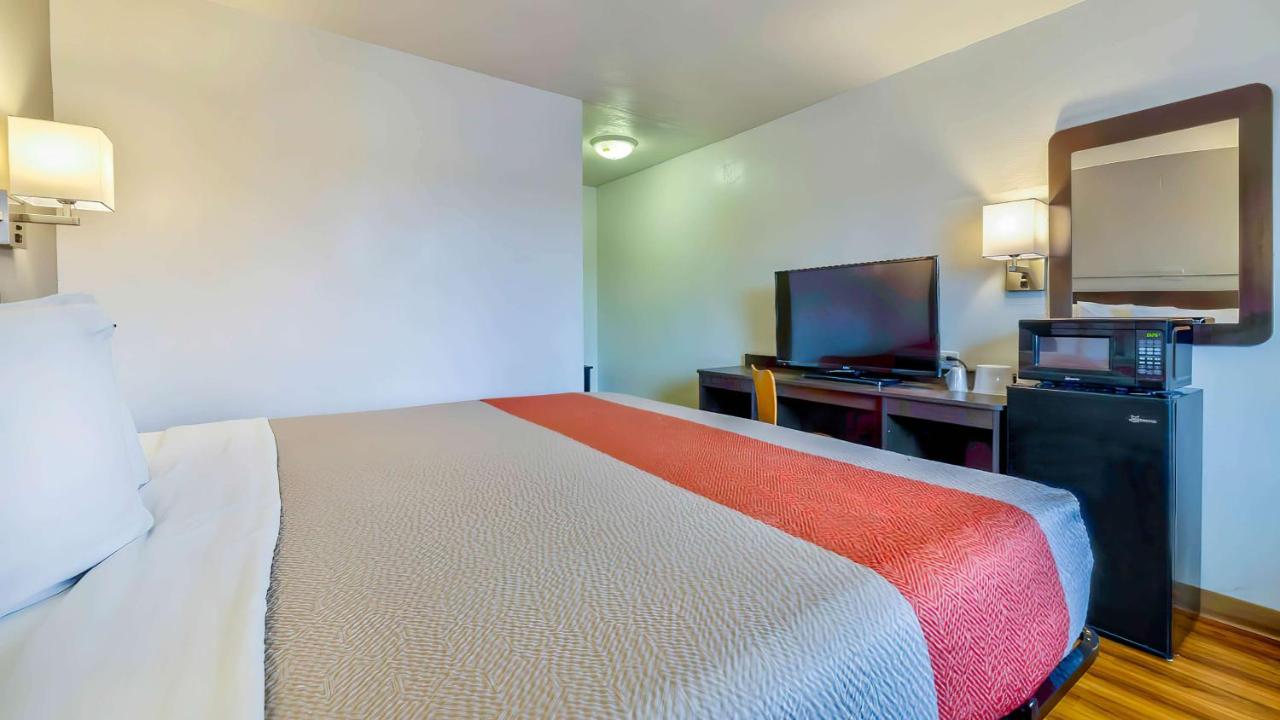 | Motel 6-Santa Rosa, NM