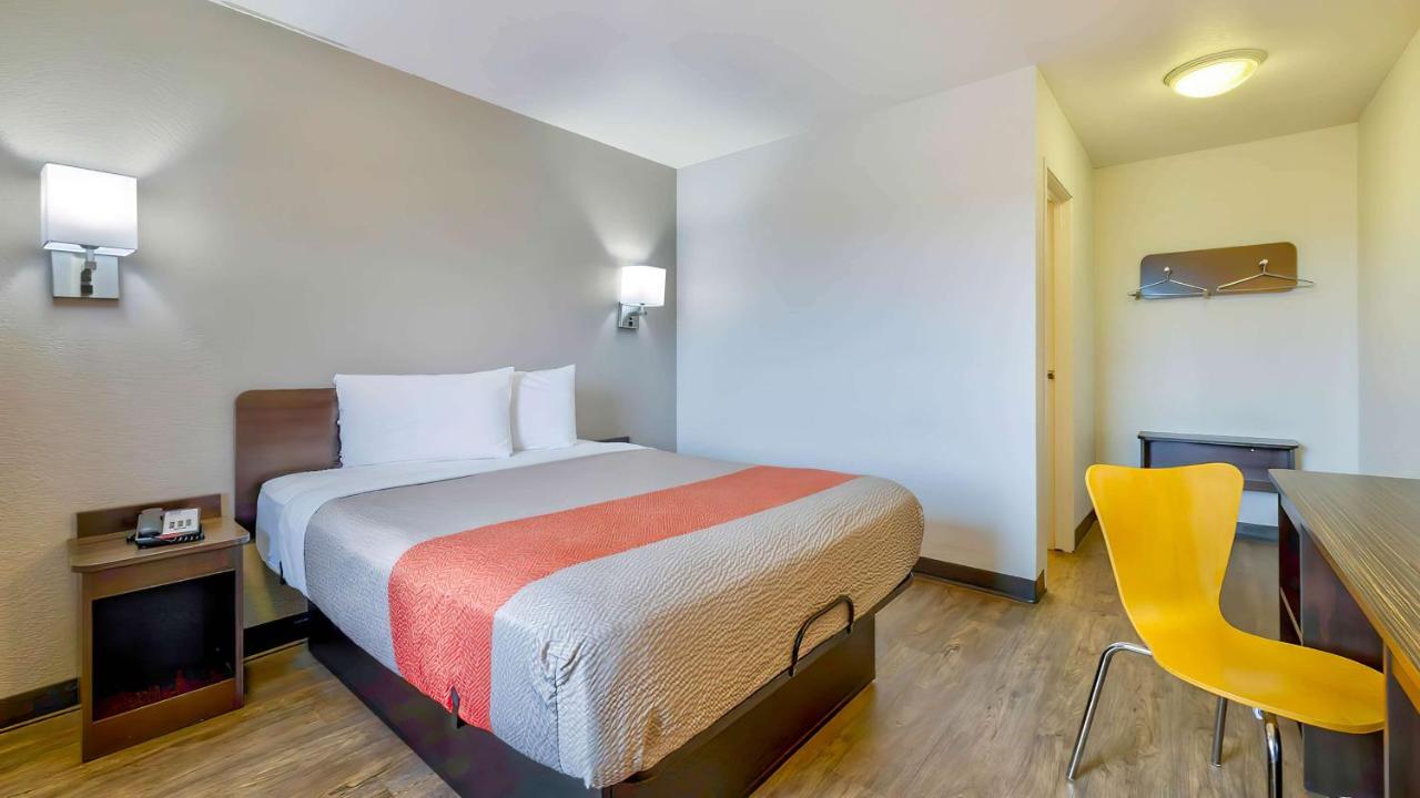 | Motel 6-Santa Rosa, NM