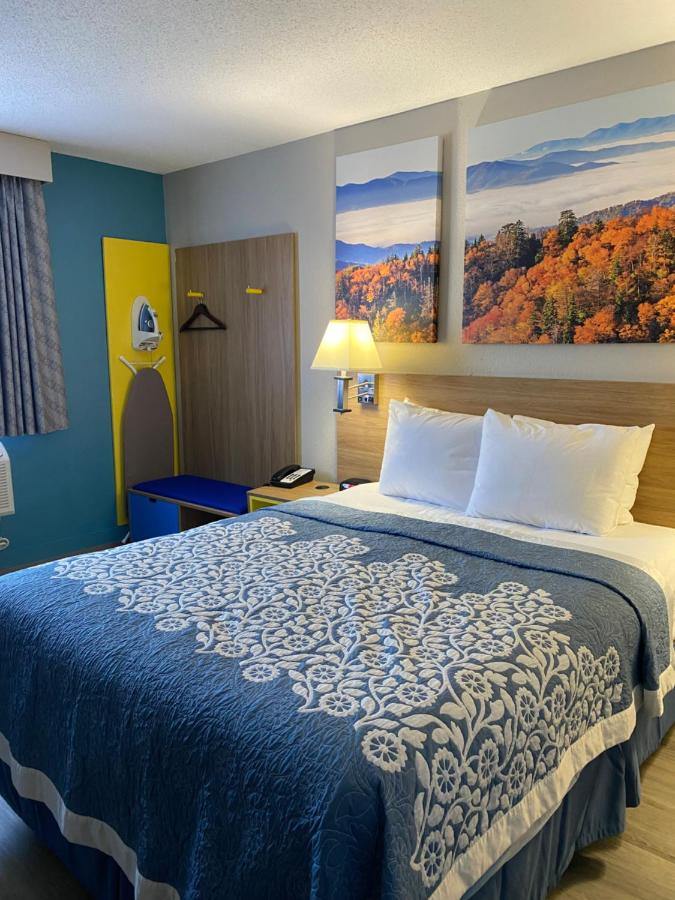 | Days Inn by Wyndham Brunswick Bath Area