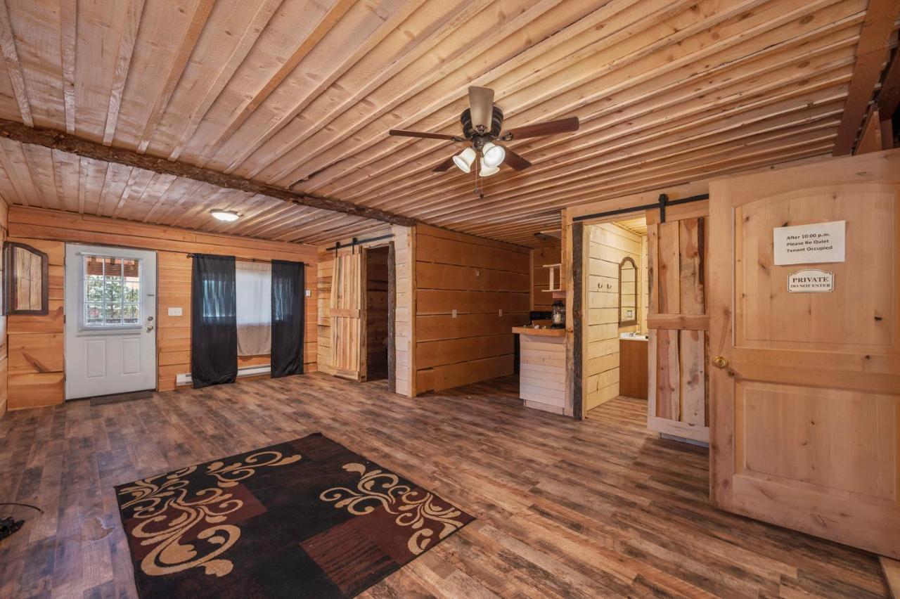 | Birch Glen Lodge