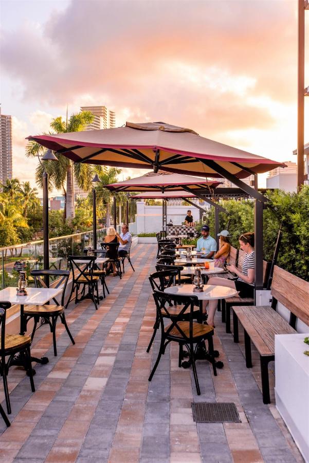 | Urbanica Fifth
