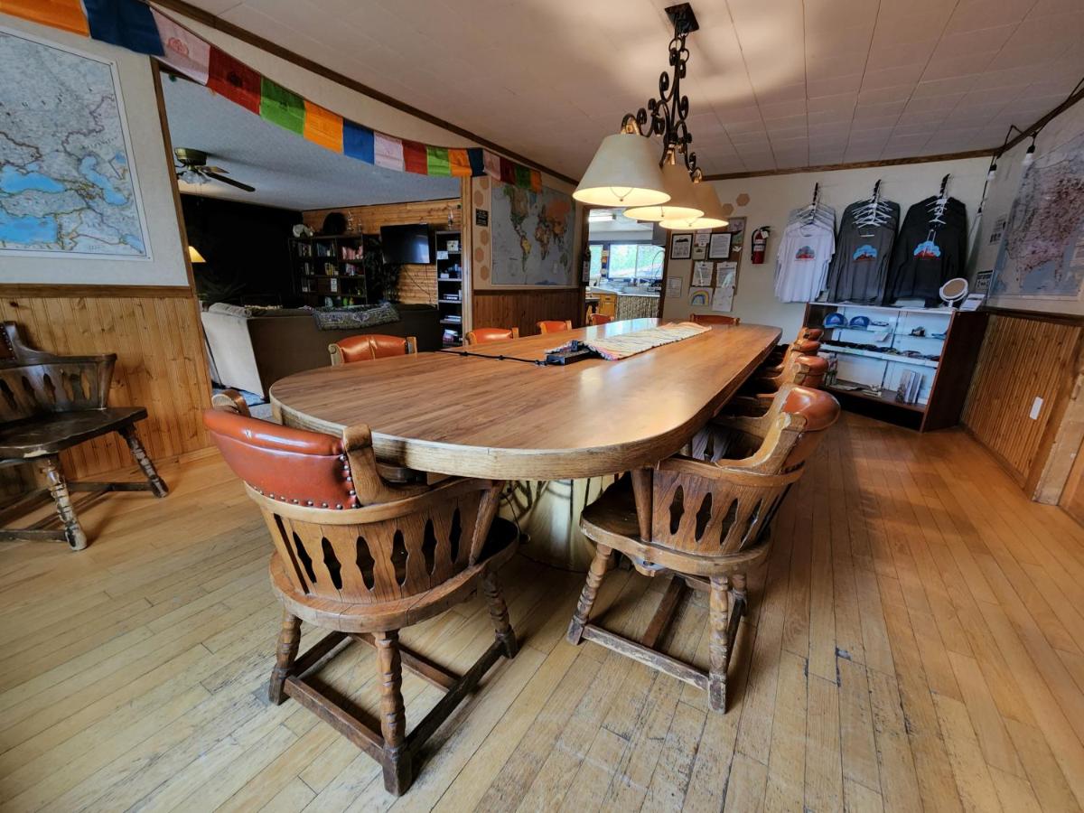 | Inn the Clouds Hostel & Inn