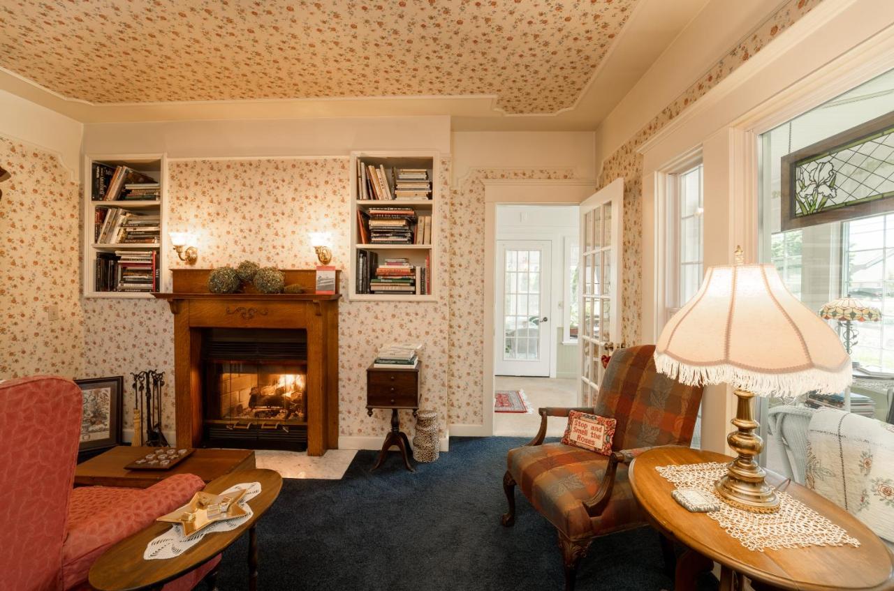 | Yelton Manor Bed and Breakfast