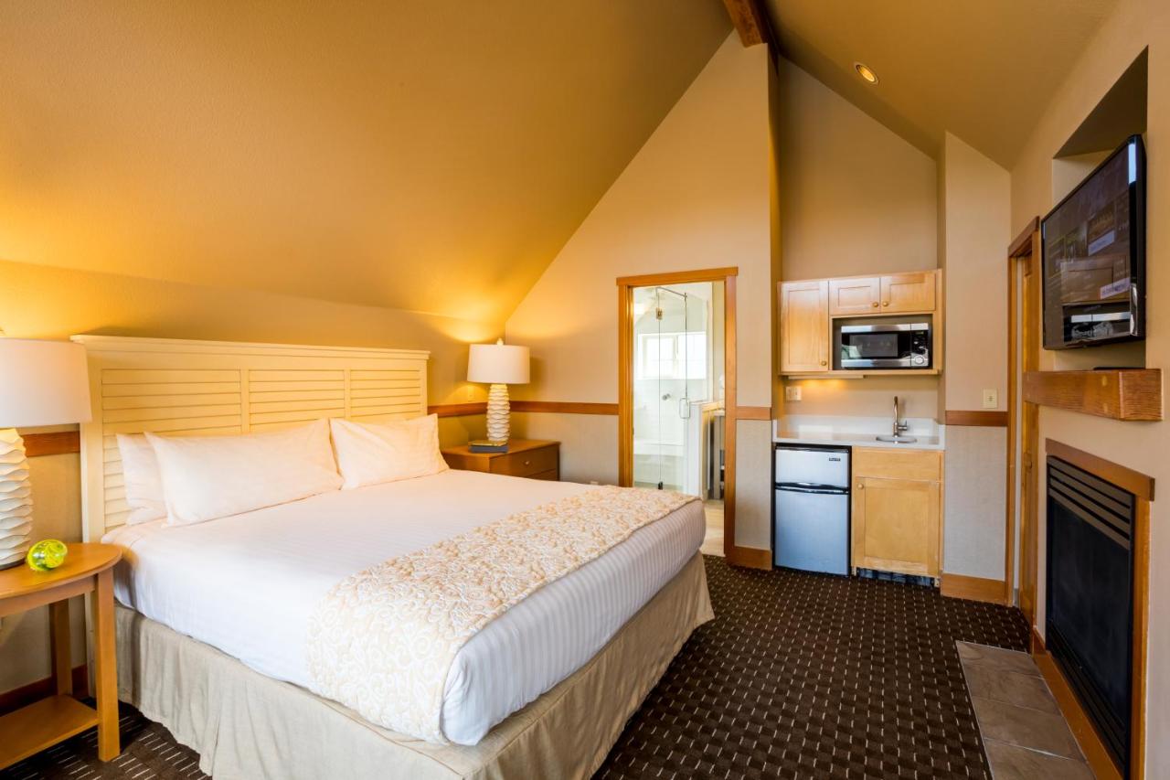 | The Ocean Lodge