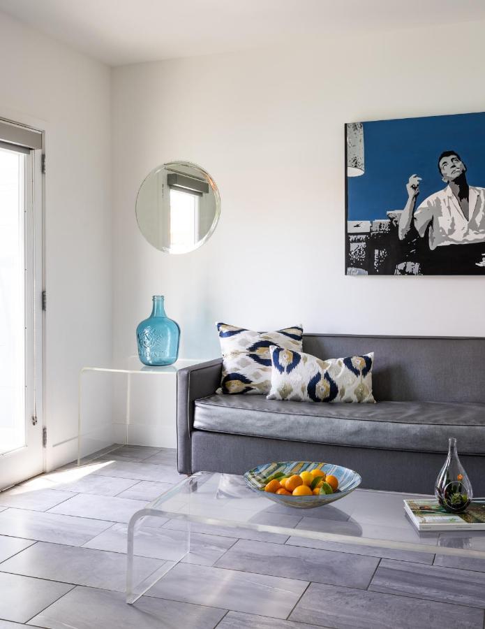 One-Bedroom Suite at The Palm Springs Hotel