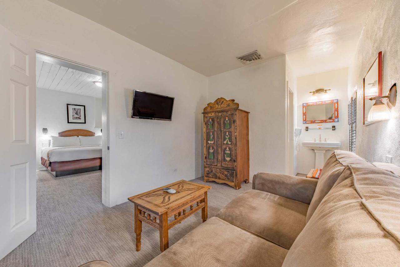King Suite at The Historic Taos Inn