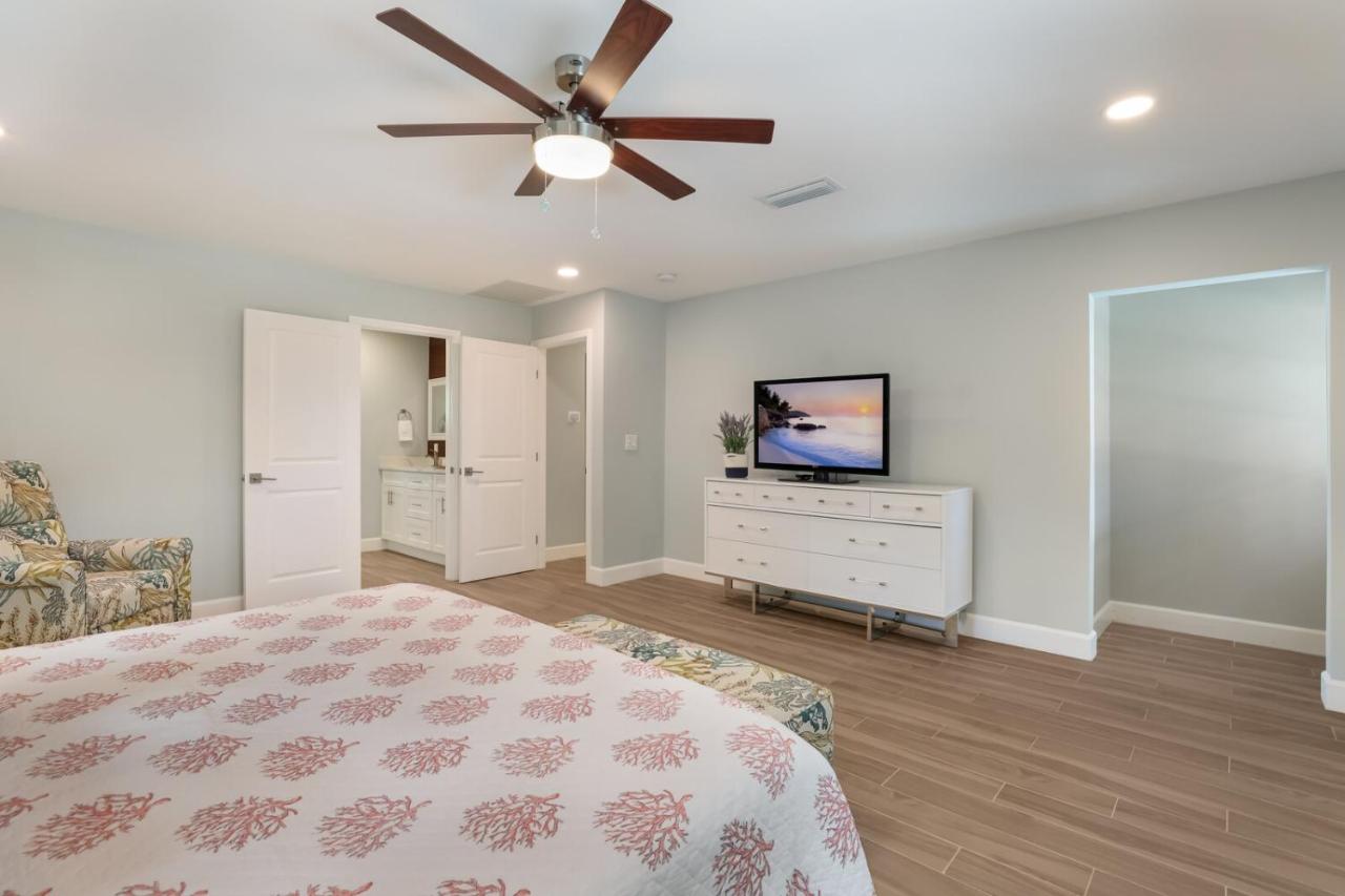  | Updated Sarasota pool home 8 mins drive to siesta key