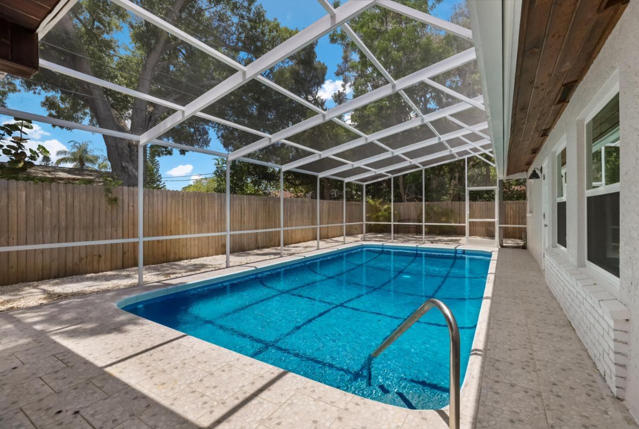  | Updated Sarasota pool home 8 mins drive to siesta key