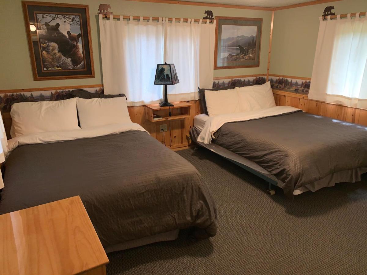 | Glacier Haven Inn