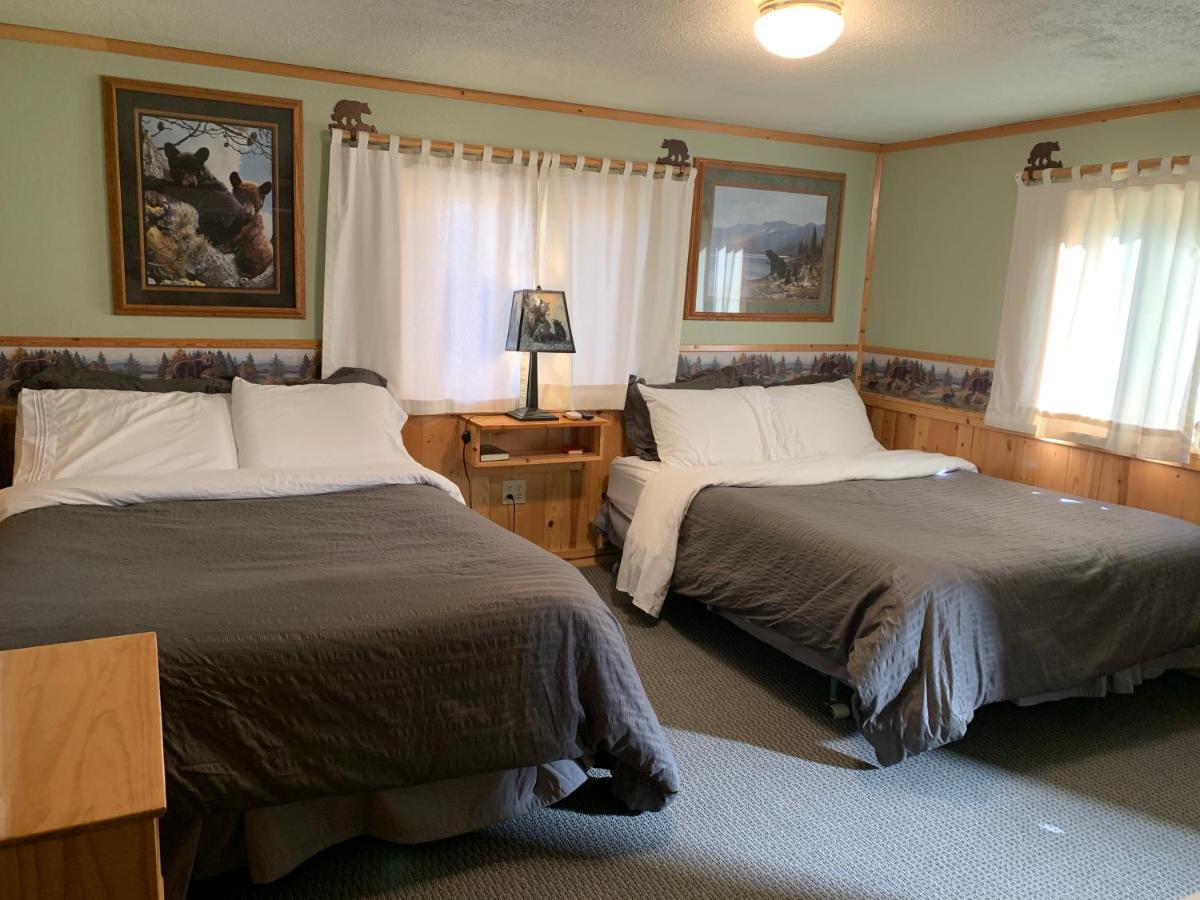 | Glacier Haven Inn
