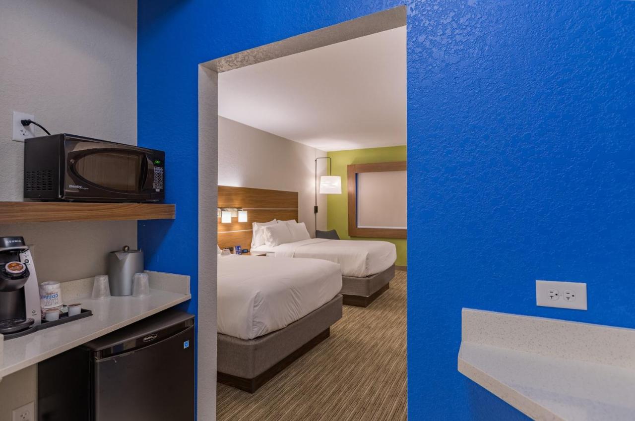 Room with Two Beds - Hearing Accessible - Non-Smoking at Holiday Inn Express and Suites San Marcos South by IHG