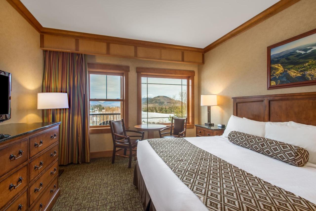 Deluxe King Suite at Grandview Lake Placid