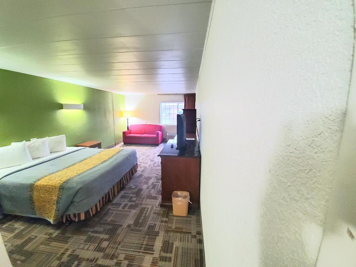 | Royal Inn Hotel
