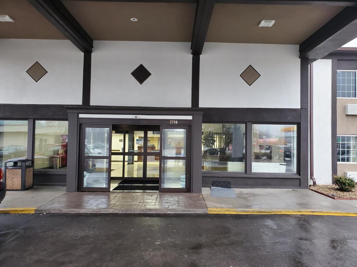 | Royal Inn Hotel