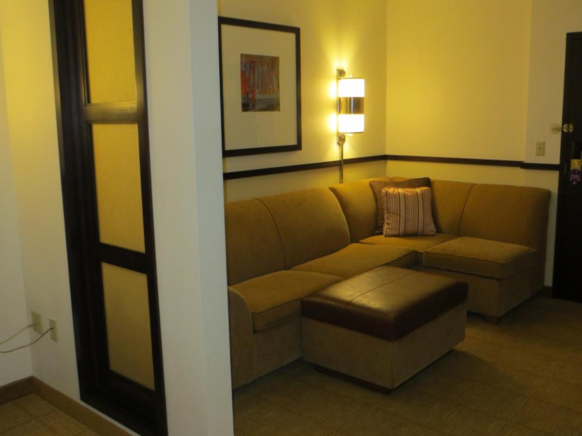 King Room at Hyatt Place Indianapolis Airport