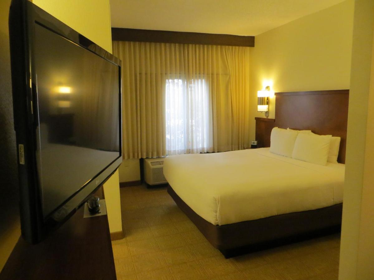 King Room with Shower - Disability Access at Hyatt Place Indianapolis Airport