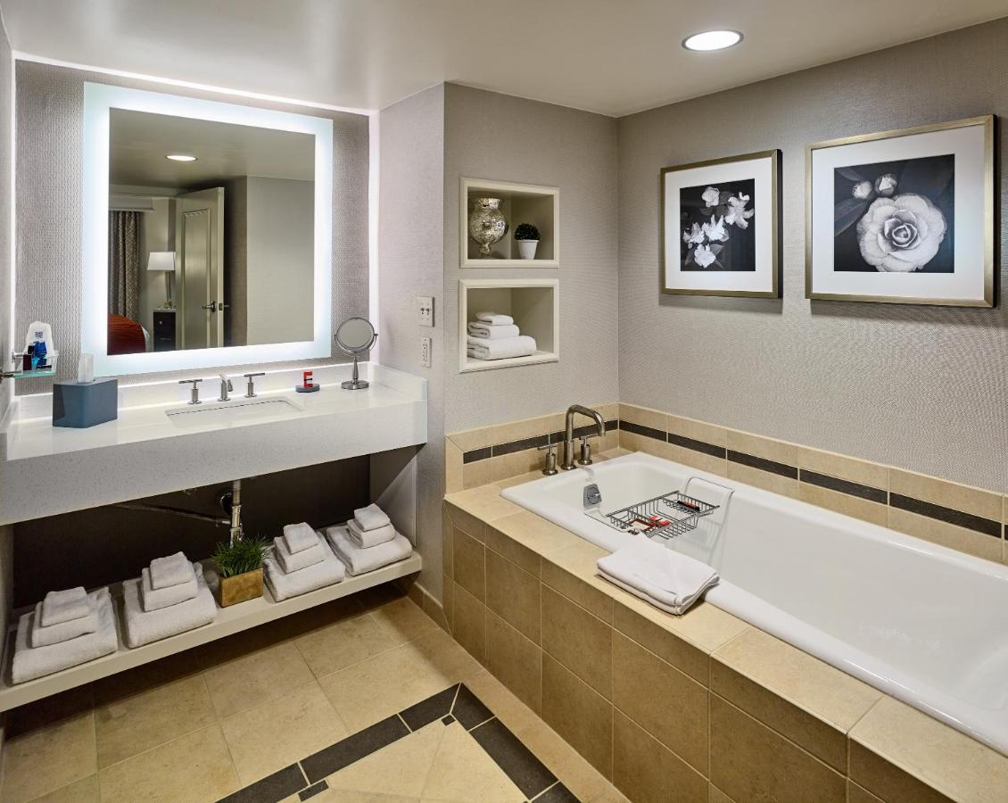 Executive Suite at The Hotel At Auburn University