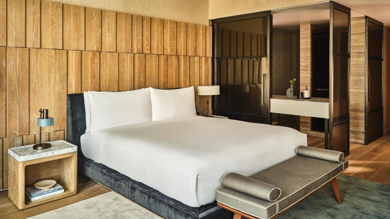 King Studio at Conrad Los Angeles