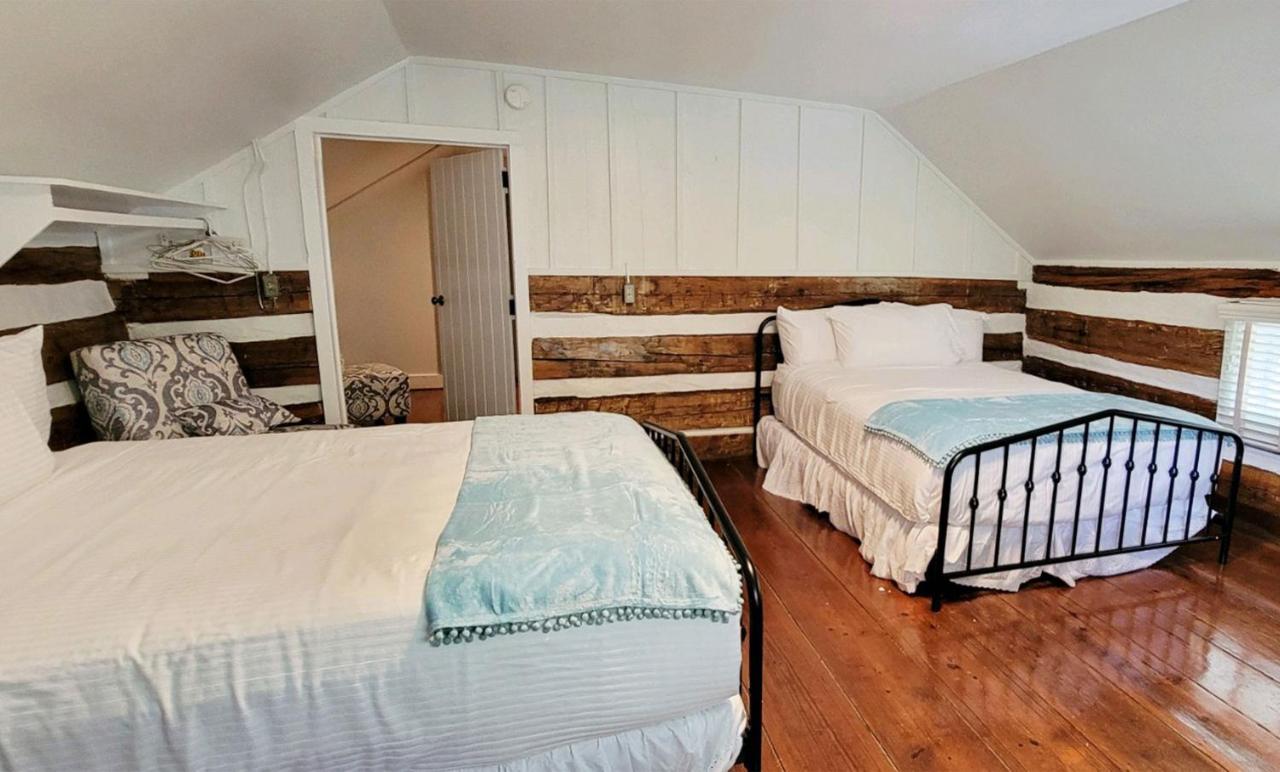 | Graves Mountain Farm & Lodges