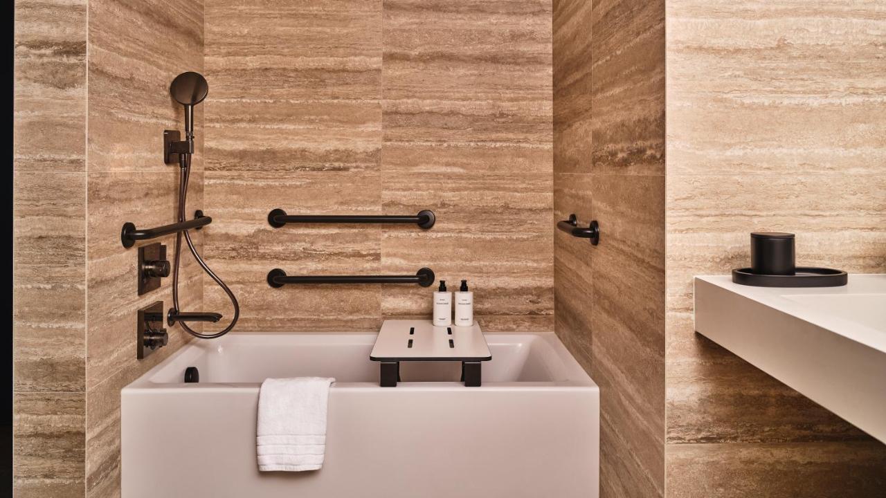 Premium King Room with View and Tub - Mobility Access at Conrad Los Angeles