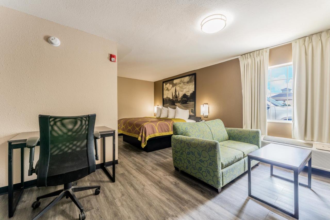 Superior King Studio Suite - Non-Smoking at Super 8 by Wyndham Lake Charles Northeast