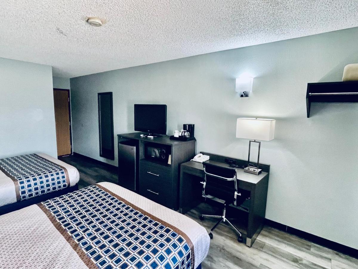 | Americas Choice Inn & Suites