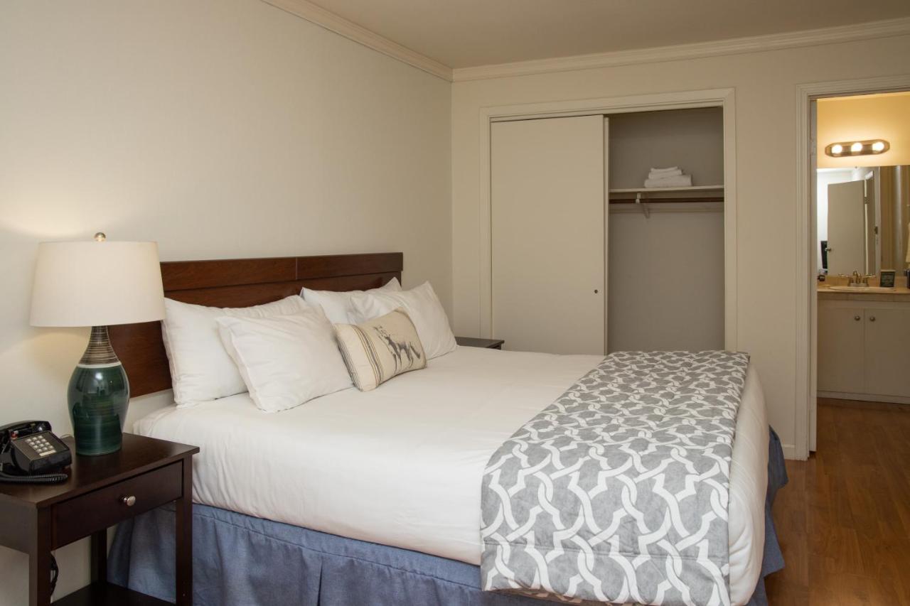 | The Occidental Lodge