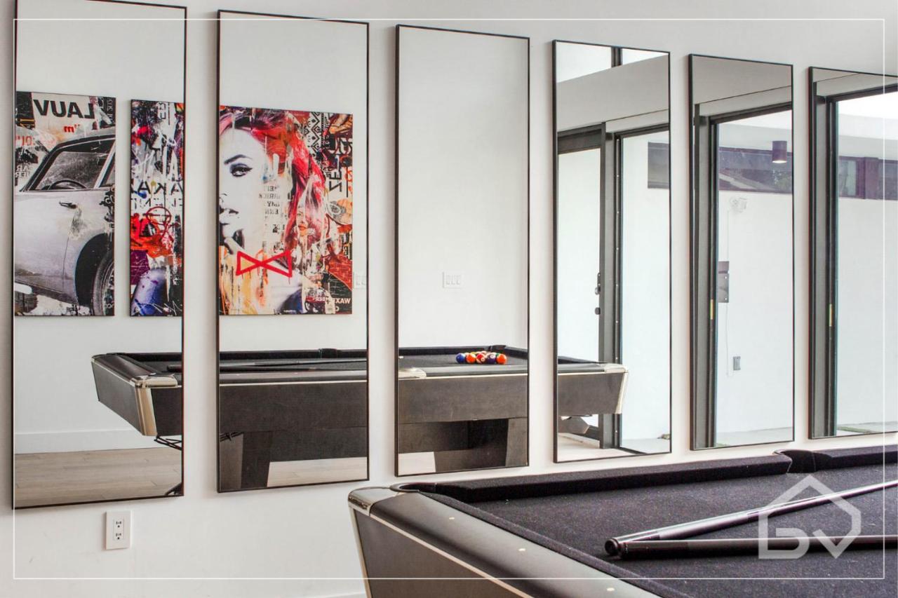  | Villa Noir Design District Miami 4BR & 2BA Sleeps 14 with Grill, Pool Table, Pool & More