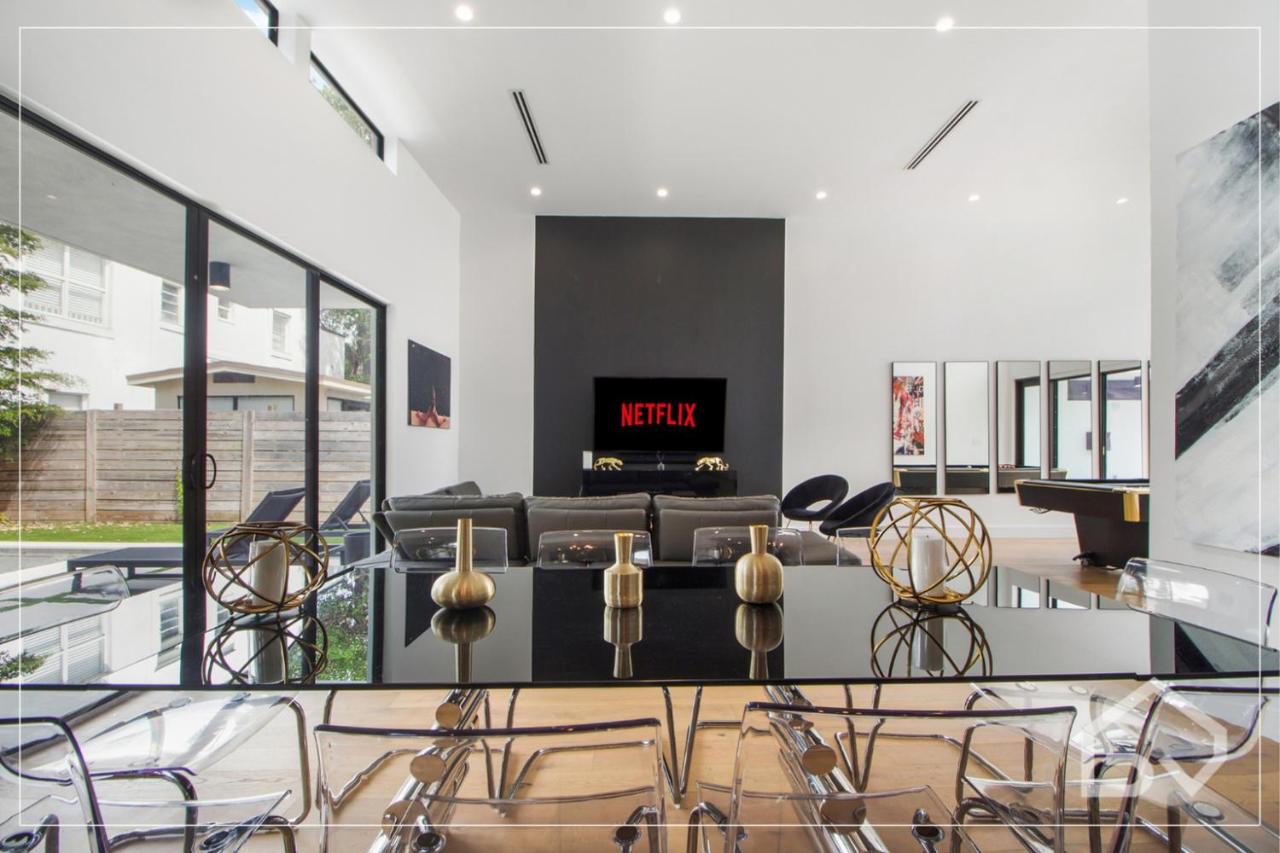  | Villa Noir Design District Miami 4BR & 2BA Sleeps 14 with Grill, Pool Table, Pool & More