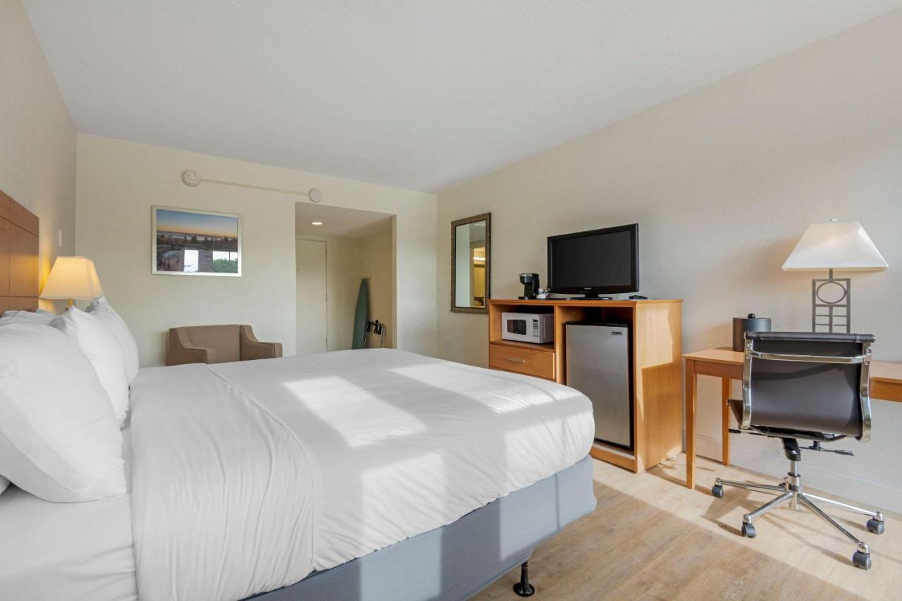 | Port Inn Bar Harbor, Ascend Hotel Collection