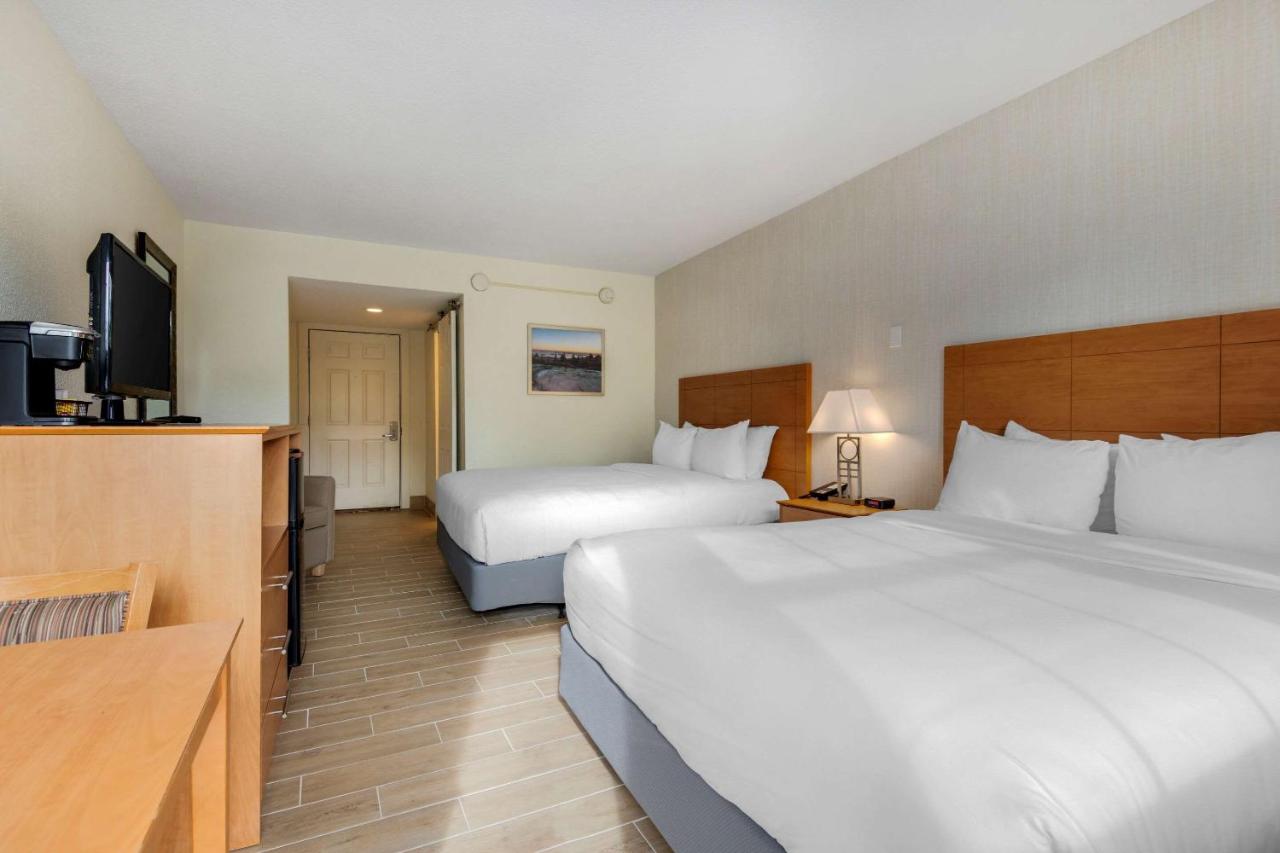 | Port Inn Bar Harbor, Ascend Hotel Collection