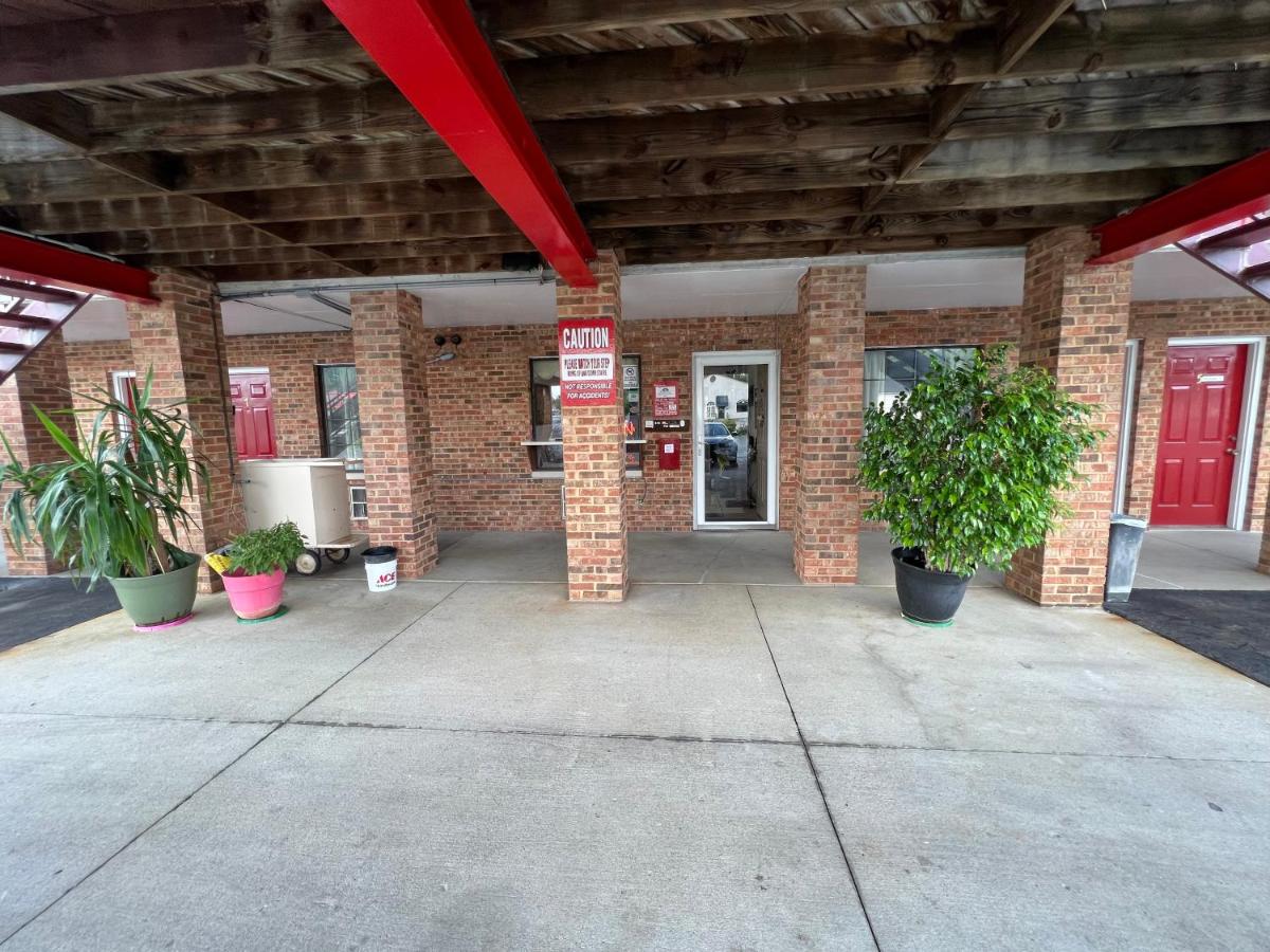  | Americas Inn Bardstown