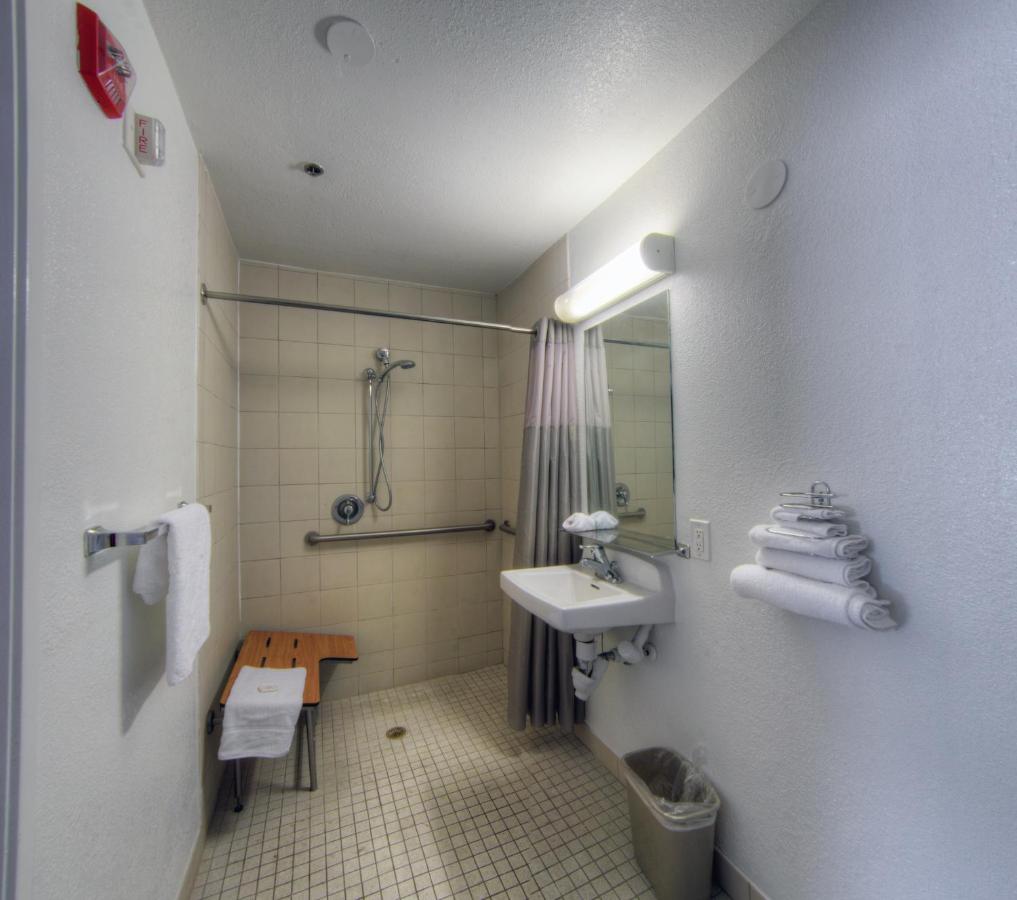 Double Room - Disability Access - Roll In Shower at Motel 6-Orlando, FL - Winter Park