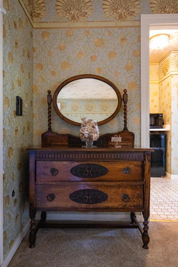 | Mill Rose Inn