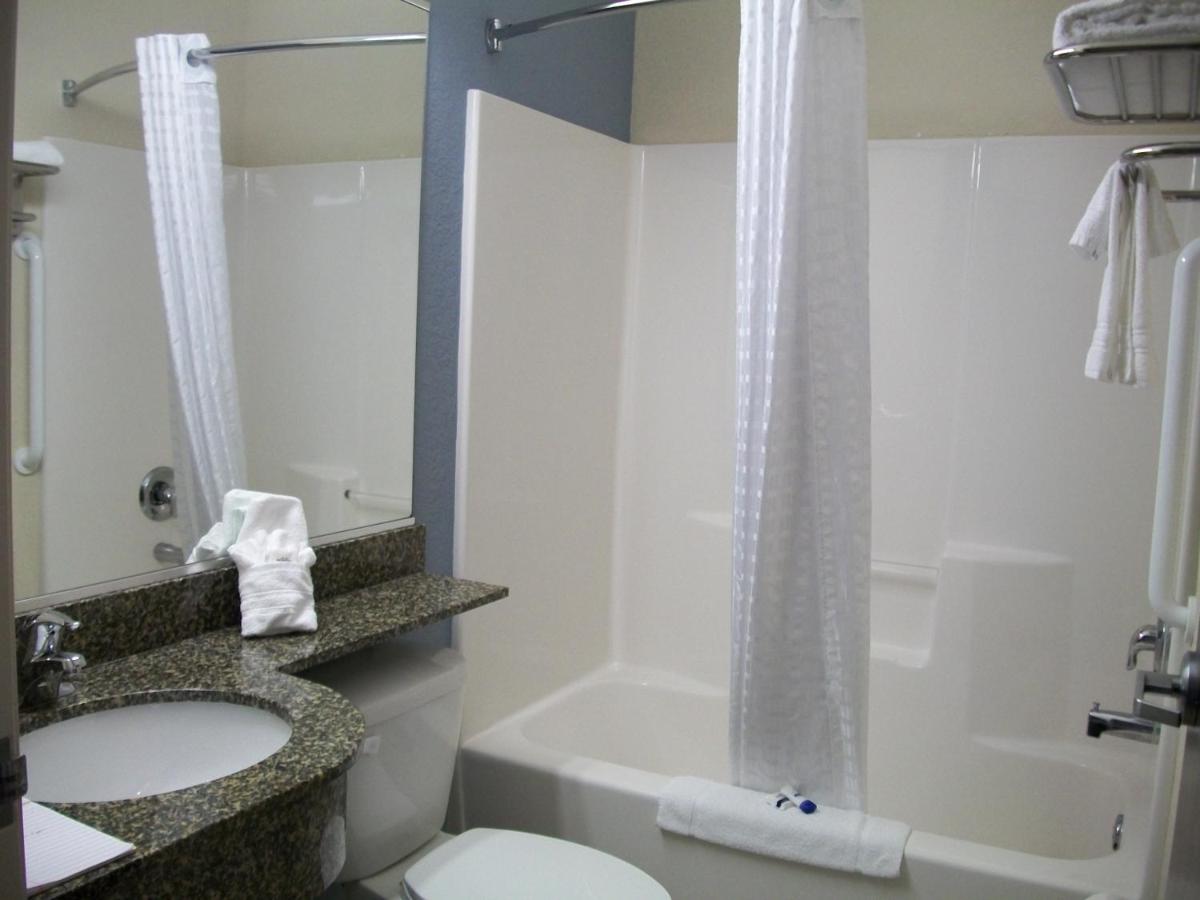  | Microtel Inn & Suites by Wyndham Spring Hill/Weeki Wachee