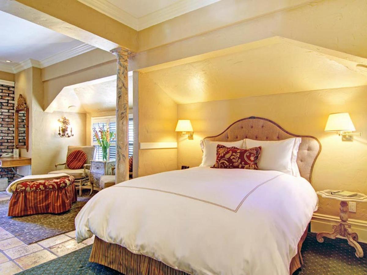 | Inn at Depot Hill
