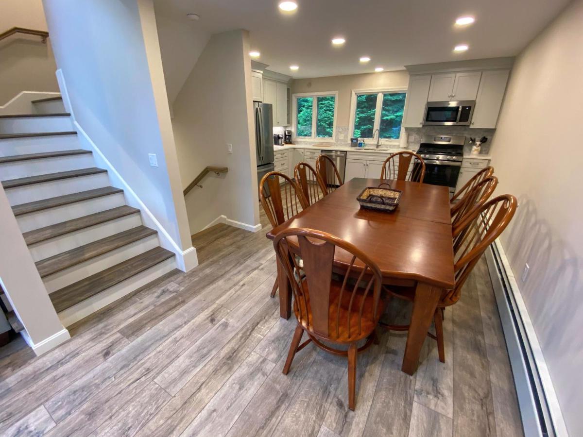 | R7 Ski-in Ski-out Bretton Woods Townhome on 2-mile home trail Mt Washington views