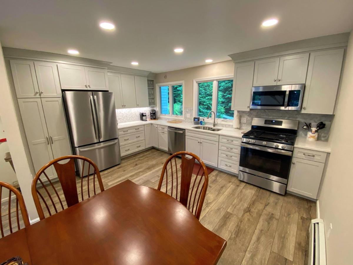 | R7 Ski-in Ski-out Bretton Woods Townhome on 2-mile home trail Mt Washington views