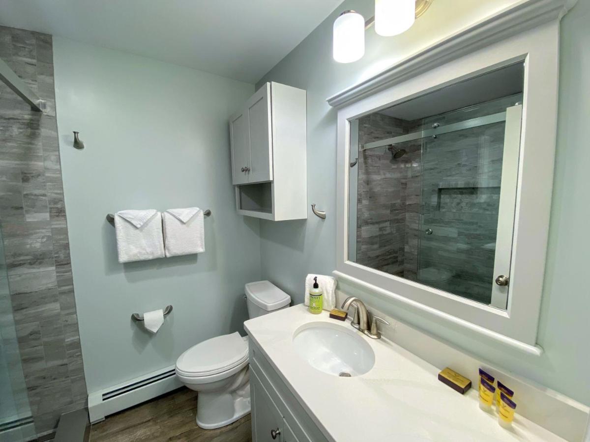 | R7 Ski-in Ski-out Bretton Woods Townhome on 2-mile home trail Mt Washington views