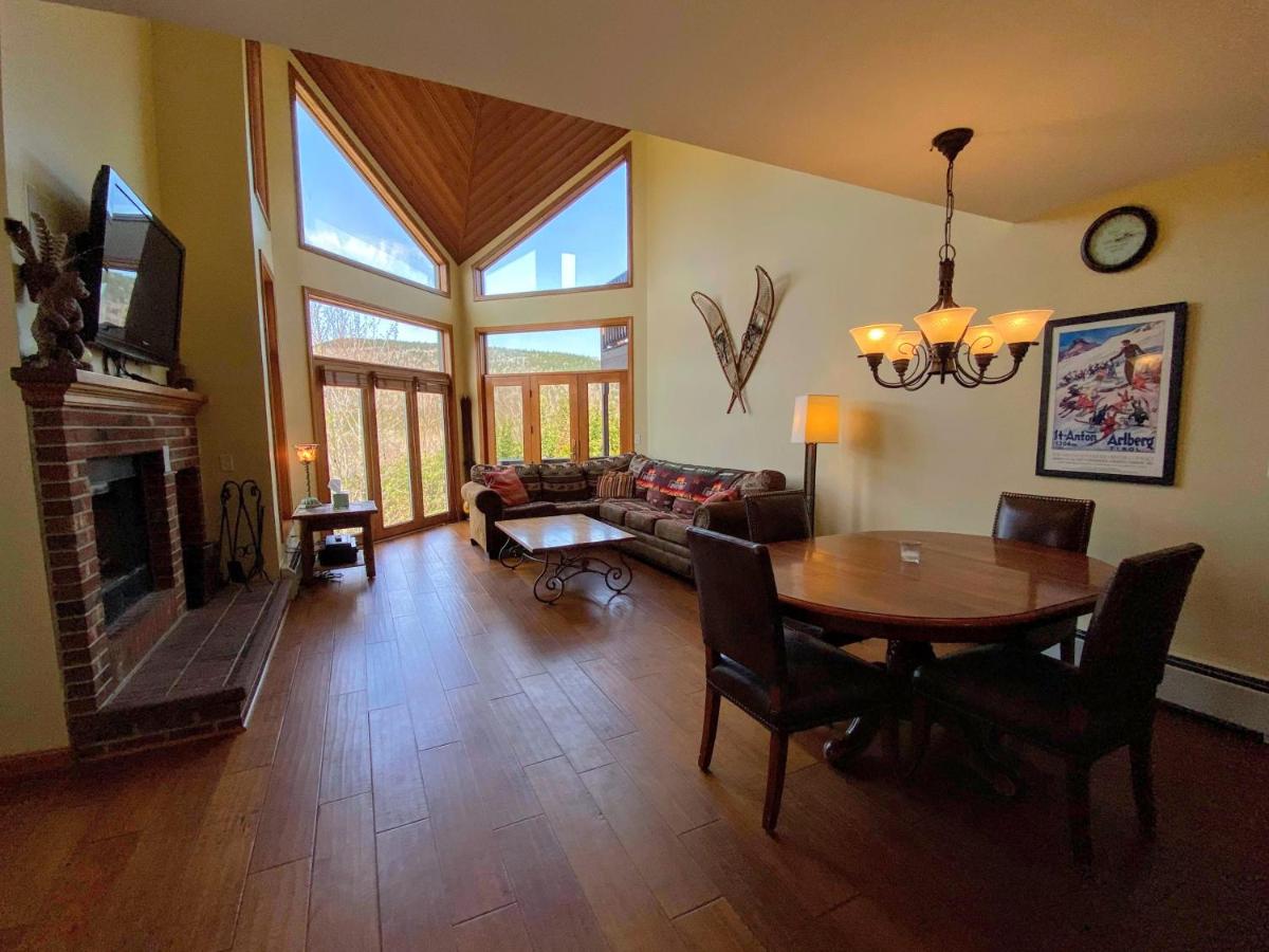 | C3 Crawford Ridge Townhome with Mt Washington views - just a short walk from ski lodge and slopes